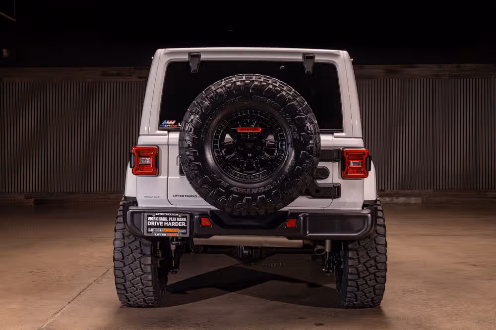 2024 Jeep Wrangler Sahara Image 8