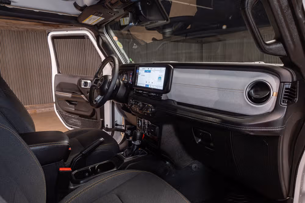 2024 Jeep Wrangler Sahara Image 16