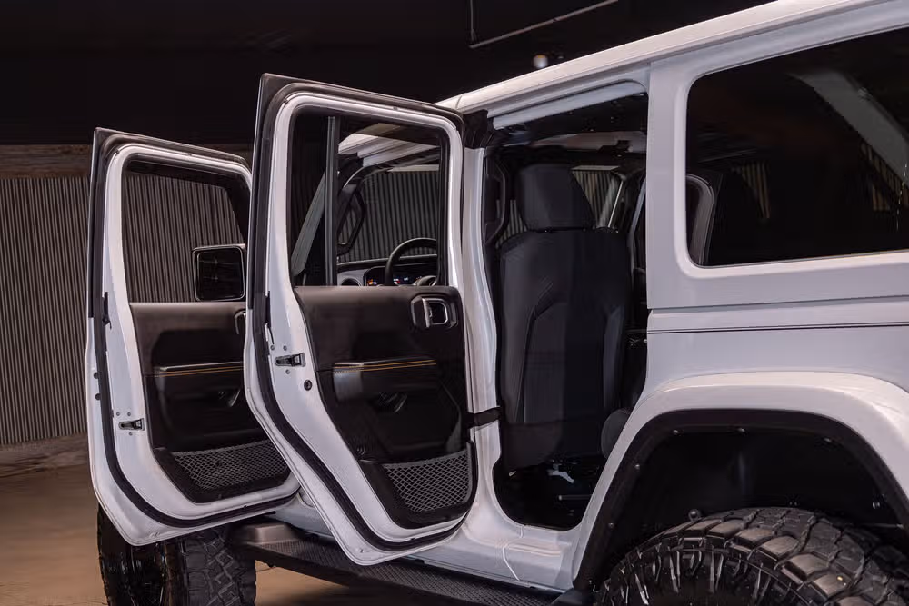 2024 Jeep Wrangler Sahara Image 26