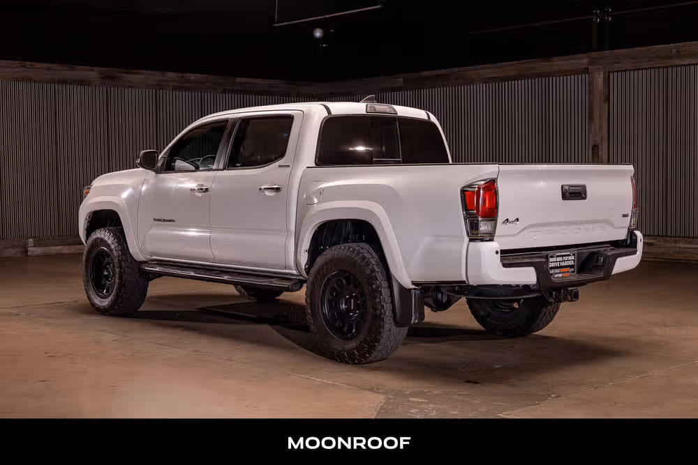 2017 Toyota Tacoma Limited Double Cab Image 6
