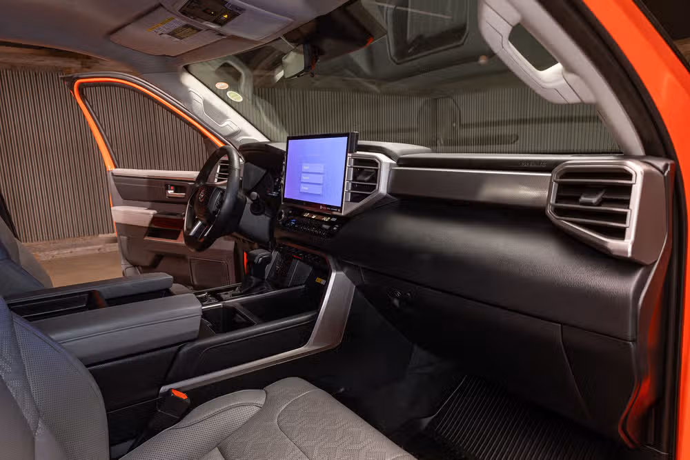 2024 Toyota Tundra Limited CrewMax Image 16