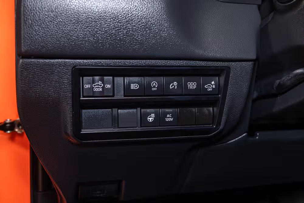 2024 Toyota Tundra Limited CrewMax Image 17