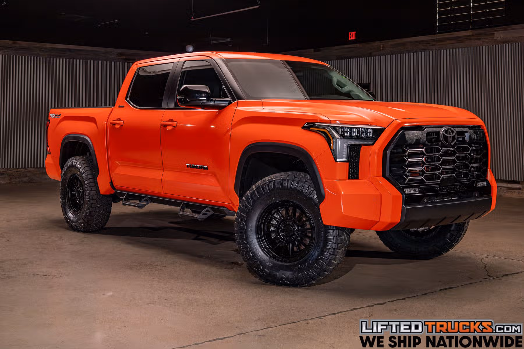 2024 Toyota Tundra Limited CrewMax Image 1