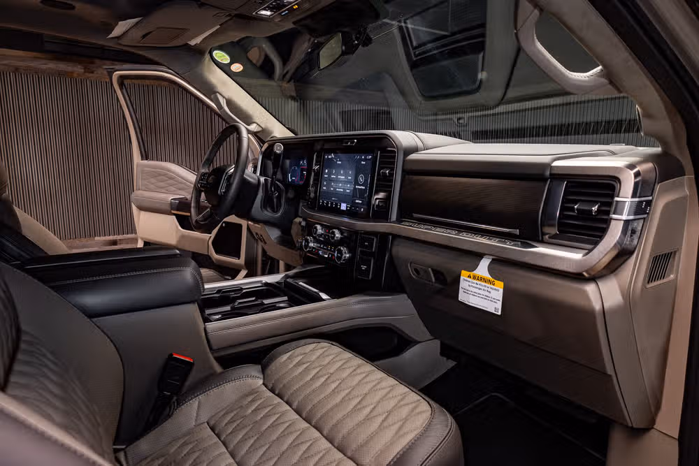 2026 Ford F-450 Super Duty Platinum Plus Crew Cab Image 18