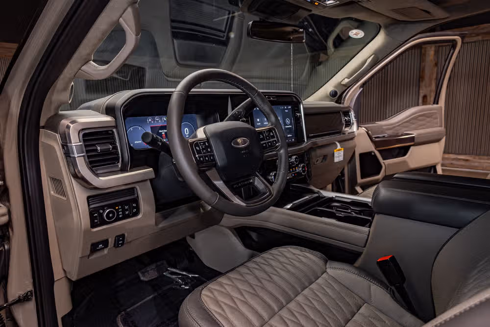 2026 Ford F-450 Super Duty Platinum Plus Crew Cab Image 16