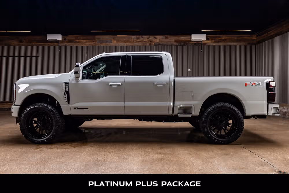 2026 Ford F-250 Super Duty Platinum Plus Crew Cab Image 6