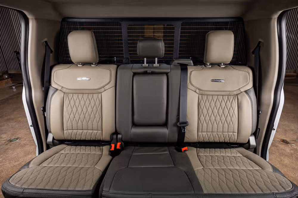 2026 Ford F-250 Super Duty Platinum Plus Crew Cab Image 37