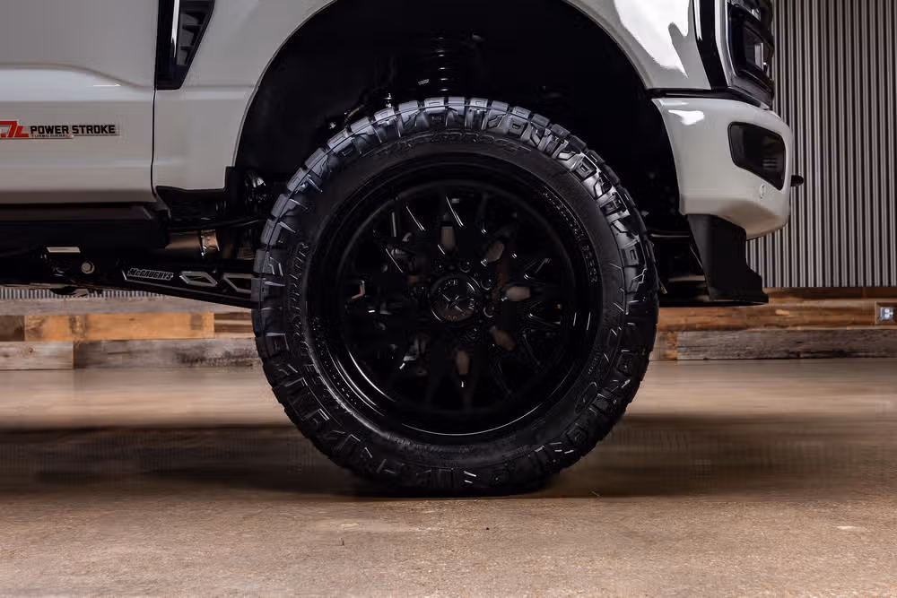 2026 Ford F-250 Super Duty Platinum Crew Cab Image 12
