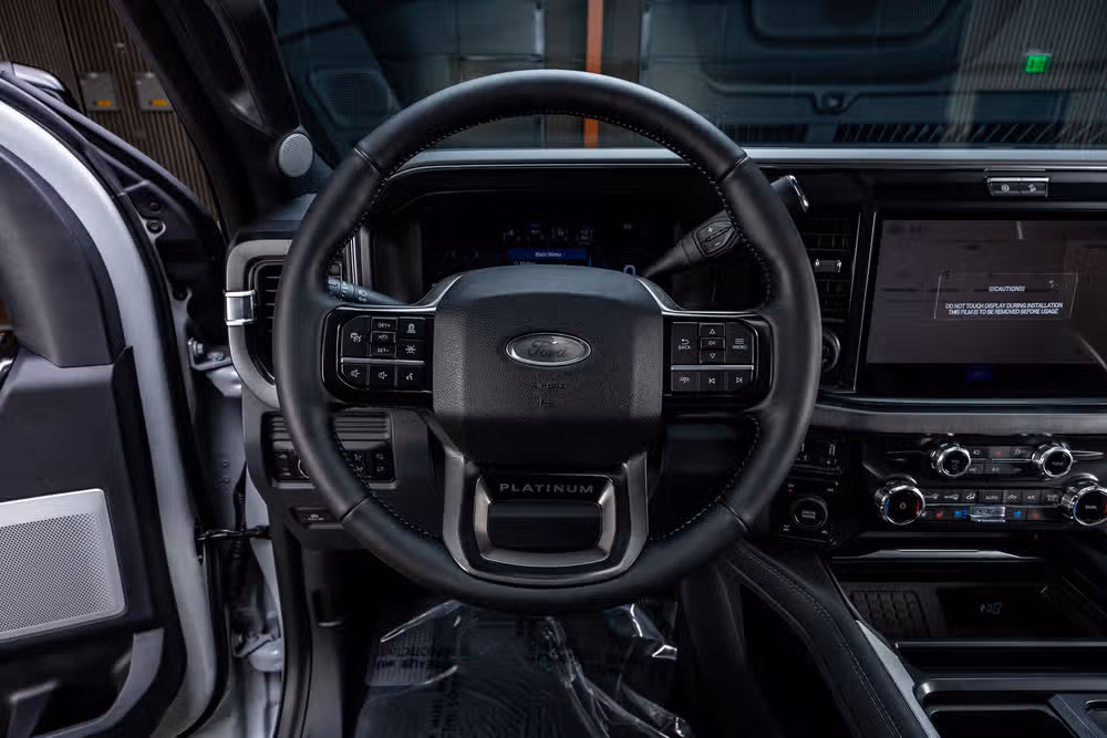 2026 Ford F-250 Super Duty Platinum Crew Cab Image 19