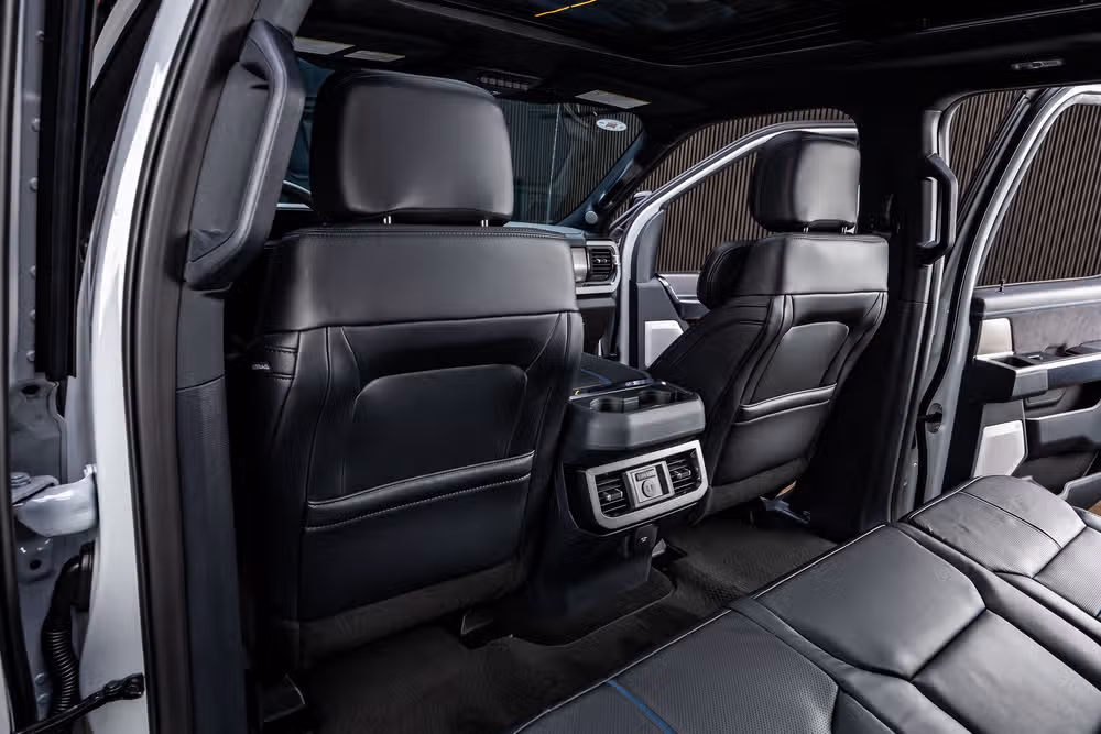 2026 Ford F-250 Super Duty Platinum Crew Cab Image 36