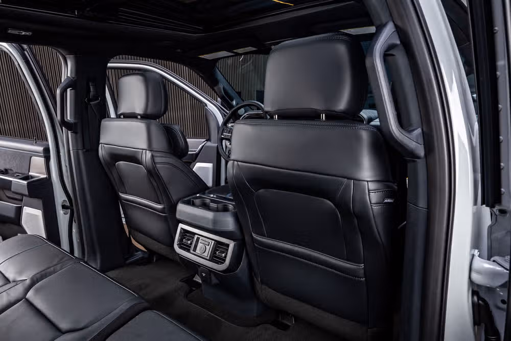 2026 Ford F-250 Super Duty Platinum Crew Cab Image 34