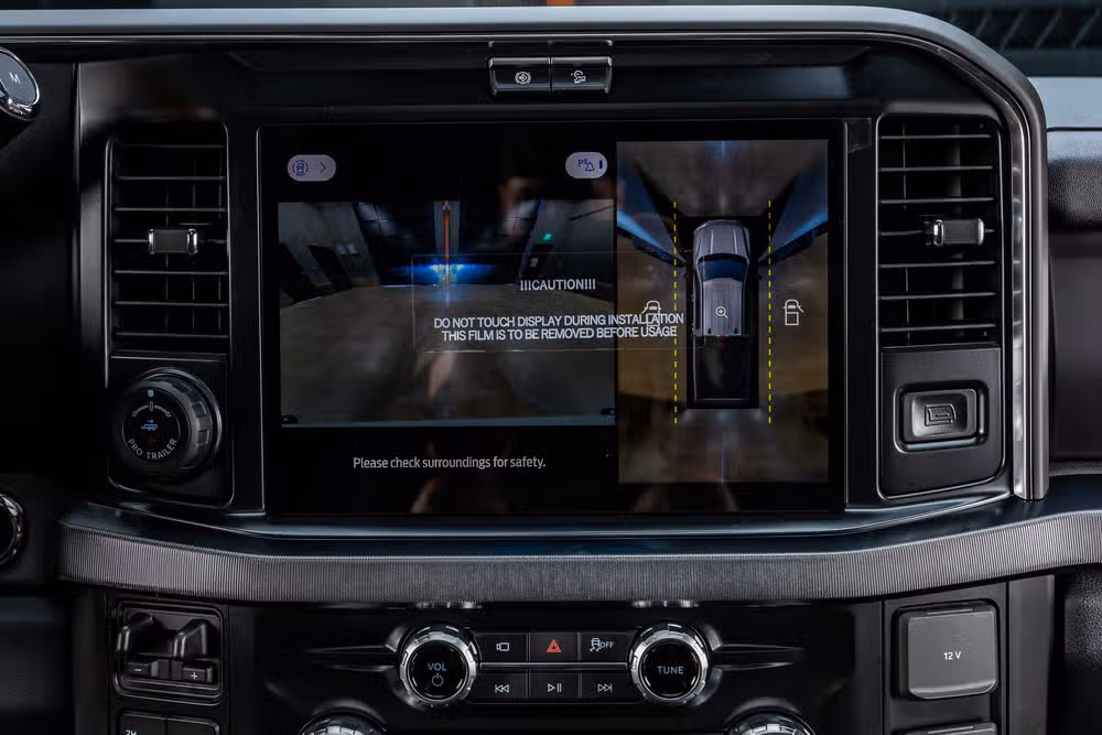 2026 Ford F-250 Super Duty Platinum Crew Cab Image 27