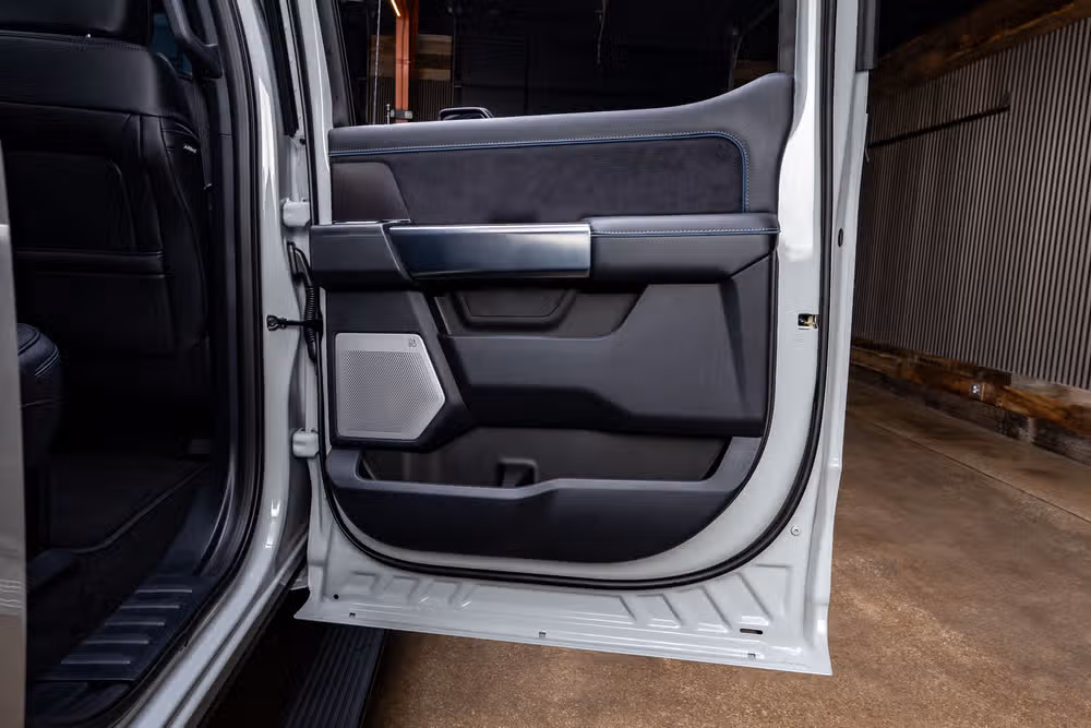 2026 Ford F-250 Super Duty Platinum Crew Cab Image 41