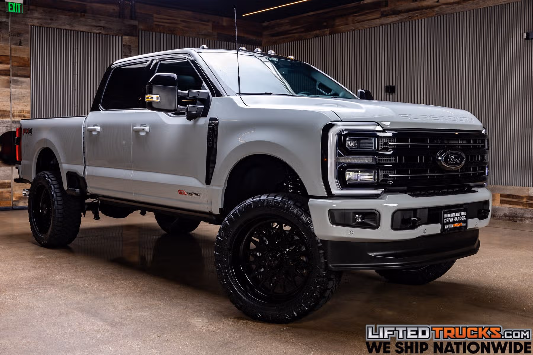 2026 Ford F-250 Super Duty Platinum Crew Cab Image 1