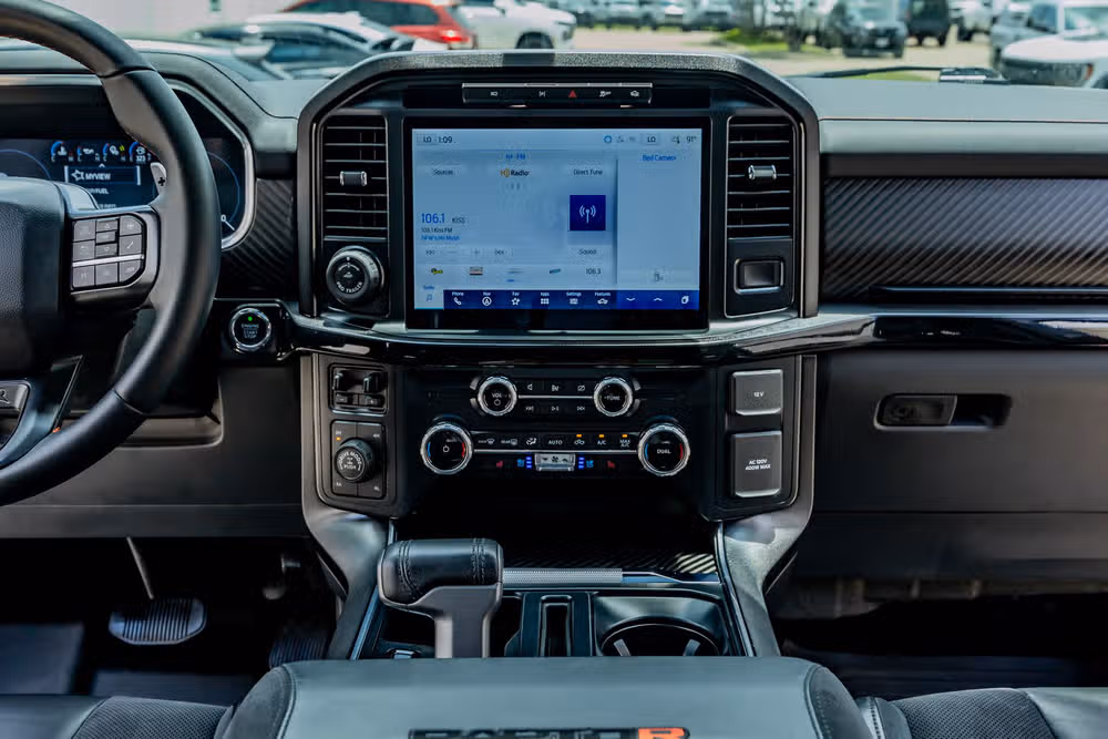 2023 Ford F-150 Raptor SuperCrew Image 23