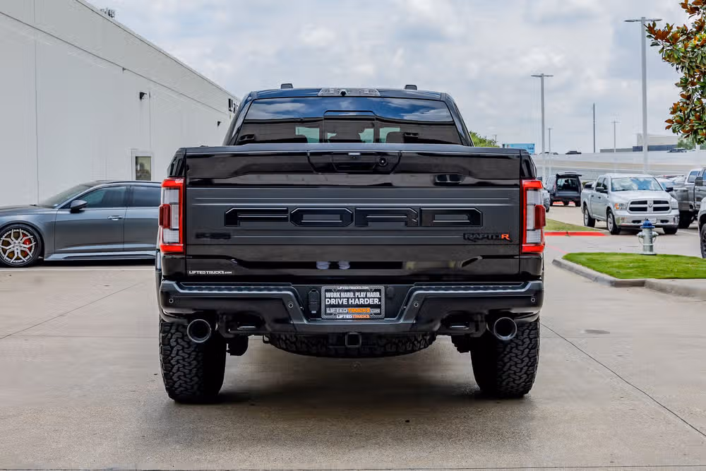 2023 Ford F-150 Raptor SuperCrew Image 7