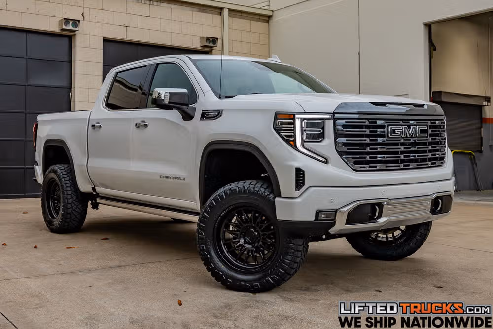 2024 GMC Sierra 1500 Denali Ultimate Crew Cab Image 1