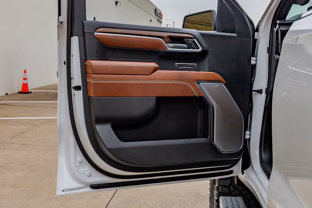 2024 GMC Sierra 1500 Denali Ultimate Crew Cab Image 36