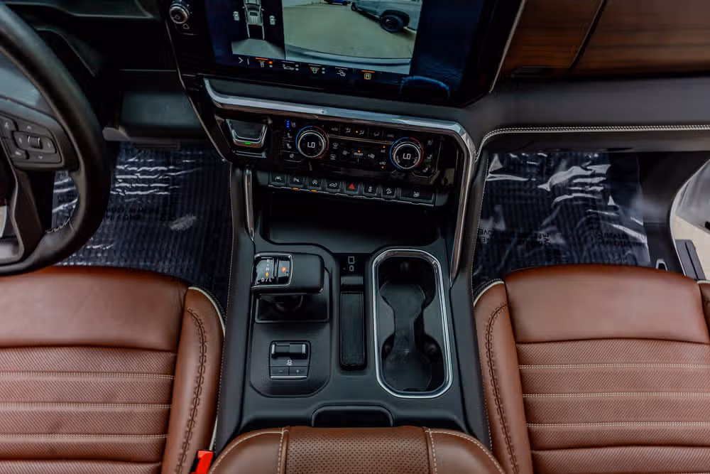 2024 GMC Sierra 1500 Denali Ultimate Crew Cab Image 28