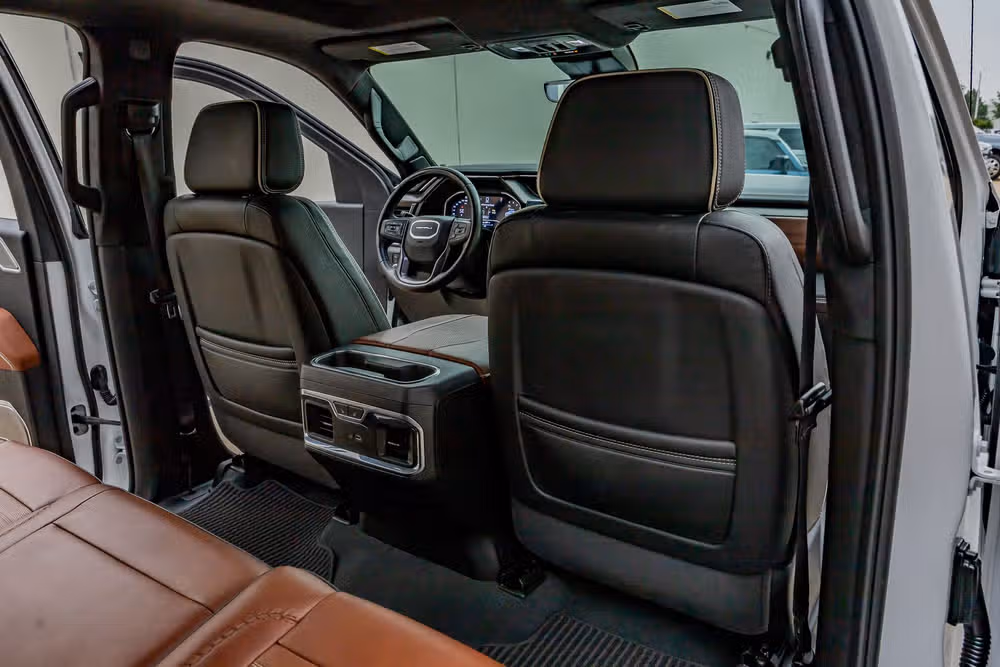 2024 GMC Sierra 1500 Denali Ultimate Crew Cab Image 32