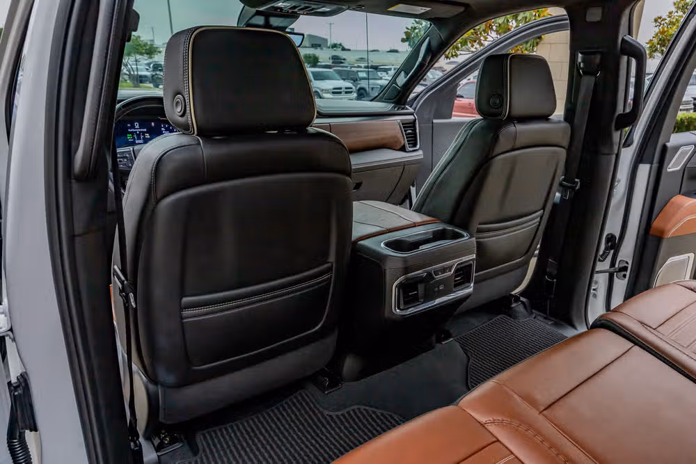2024 GMC Sierra 1500 Denali Ultimate Crew Cab Image 34