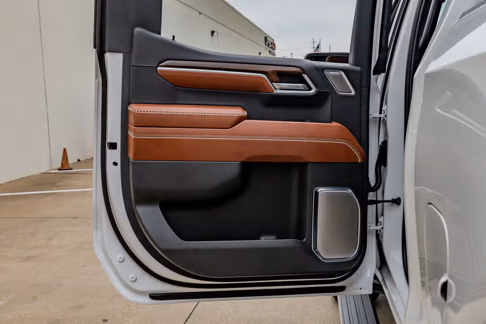 2024 GMC Sierra 1500 Denali Ultimate Crew Cab Image 38
