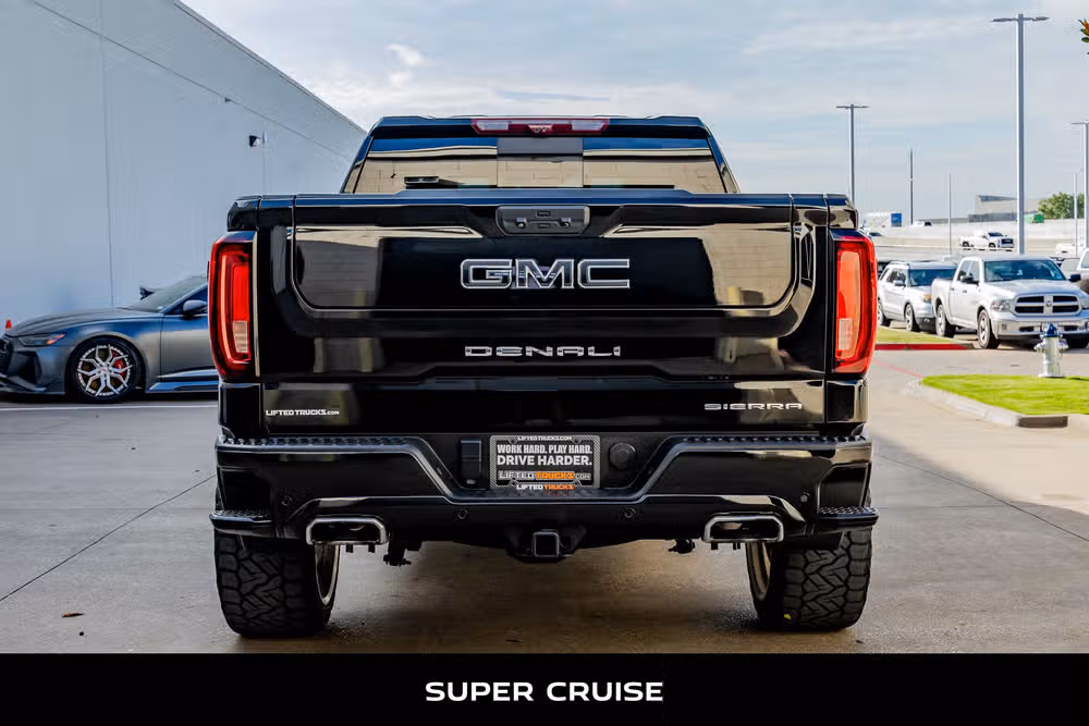 2023 GMC Sierra 1500 Denali Ultimate Crew Cab Image 7