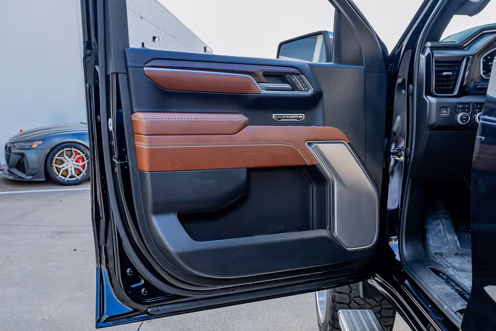 2023 GMC Sierra 1500 Denali Ultimate Crew Cab Image 36