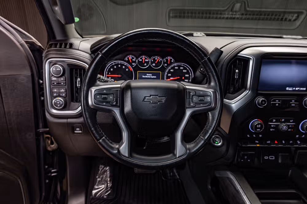 2022 Chevrolet Silverado 2500HD LTZ Crew Cab Image 17