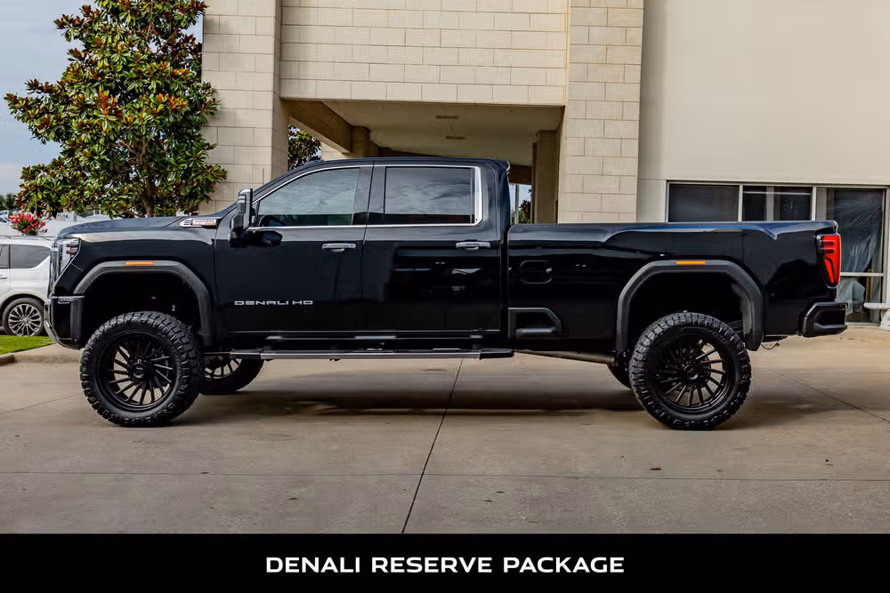 2024 GMC Sierra 2500HD Denali Reserve Crew Cab Image 6