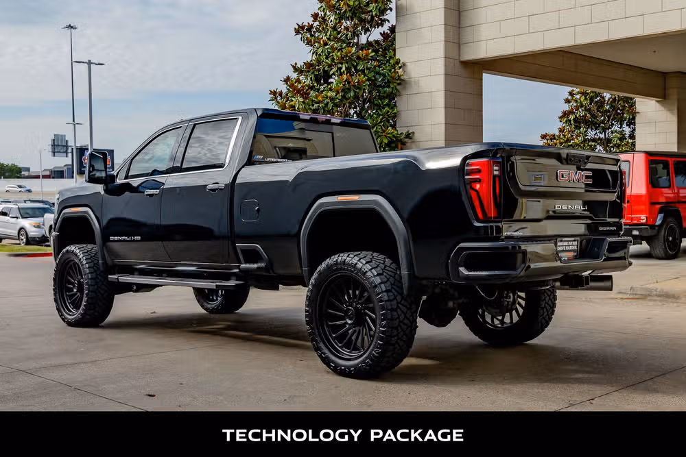2024 GMC Sierra 2500HD Denali Reserve Crew Cab Image 7