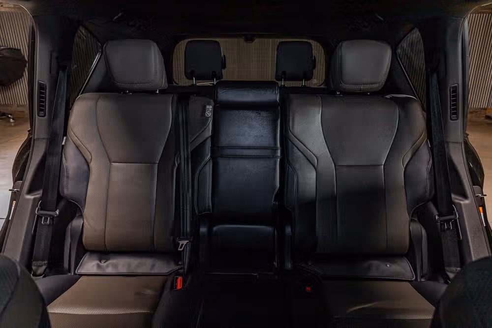 2025 Lexus LX 700h Overtrail Image 25