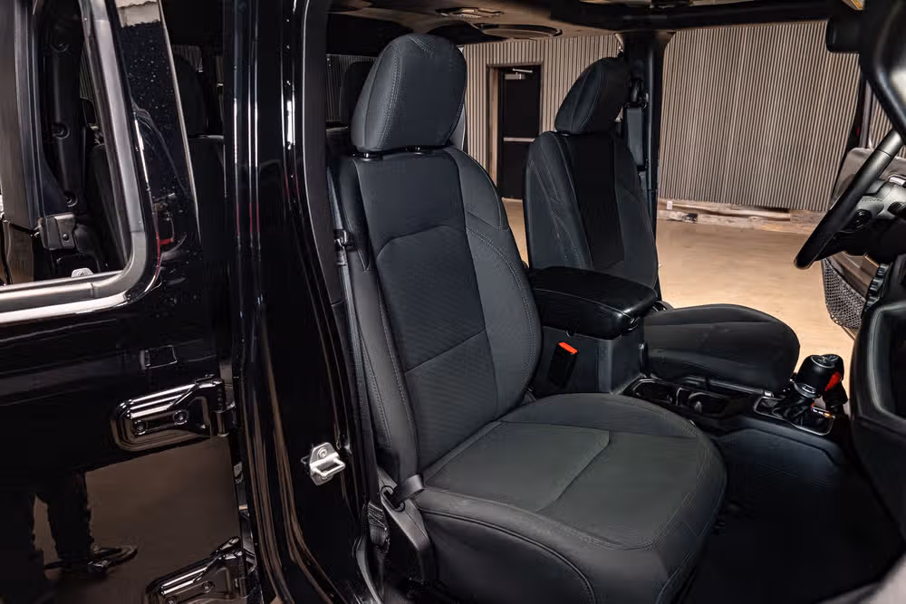 2023 Jeep Gladiator Willys Crew Cab Image 24