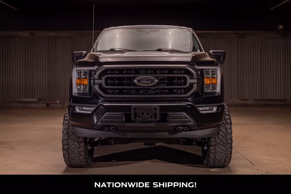 2023 Ford F-150 XLT SuperCrew Image 4