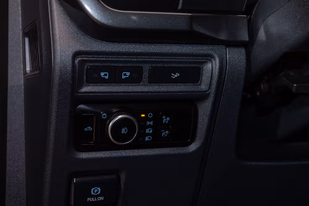 2023 Ford F-150 XLT SuperCrew Image 20
