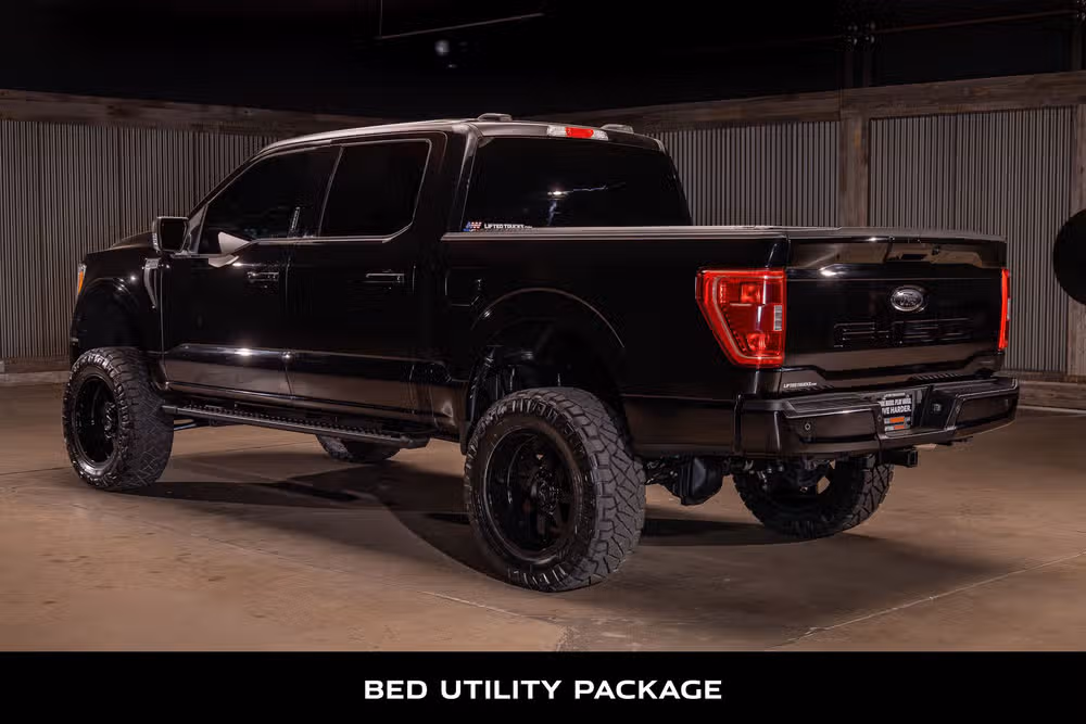 2023 Ford F-150 XLT SuperCrew Image 7