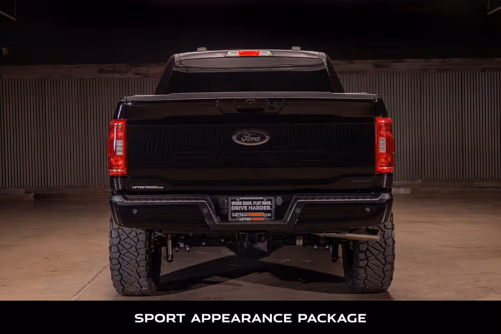 2023 Ford F-150 XLT SuperCrew Image 8
