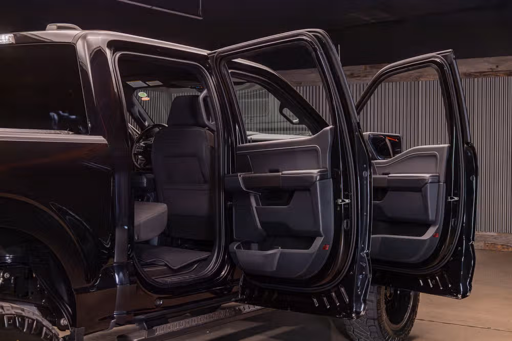 2023 Ford F-150 XLT SuperCrew Image 33