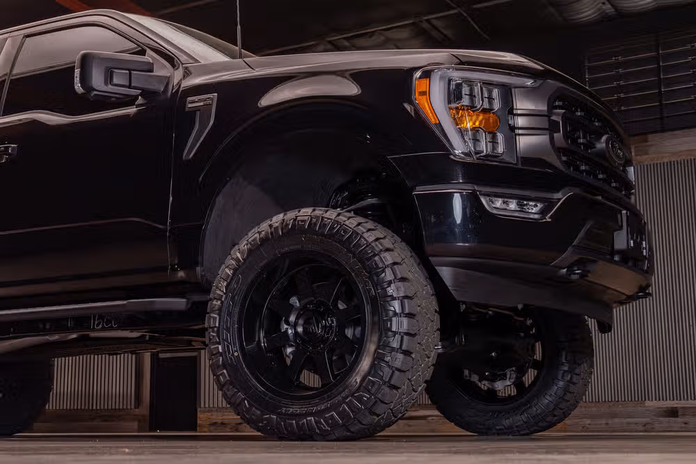 2023 Ford F-150 XLT SuperCrew Image 15