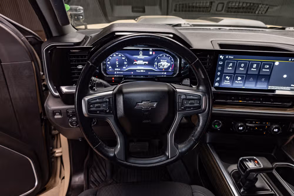 2023 Chevrolet Silverado 1500 LT Trail Boss Crew Cab Image 13