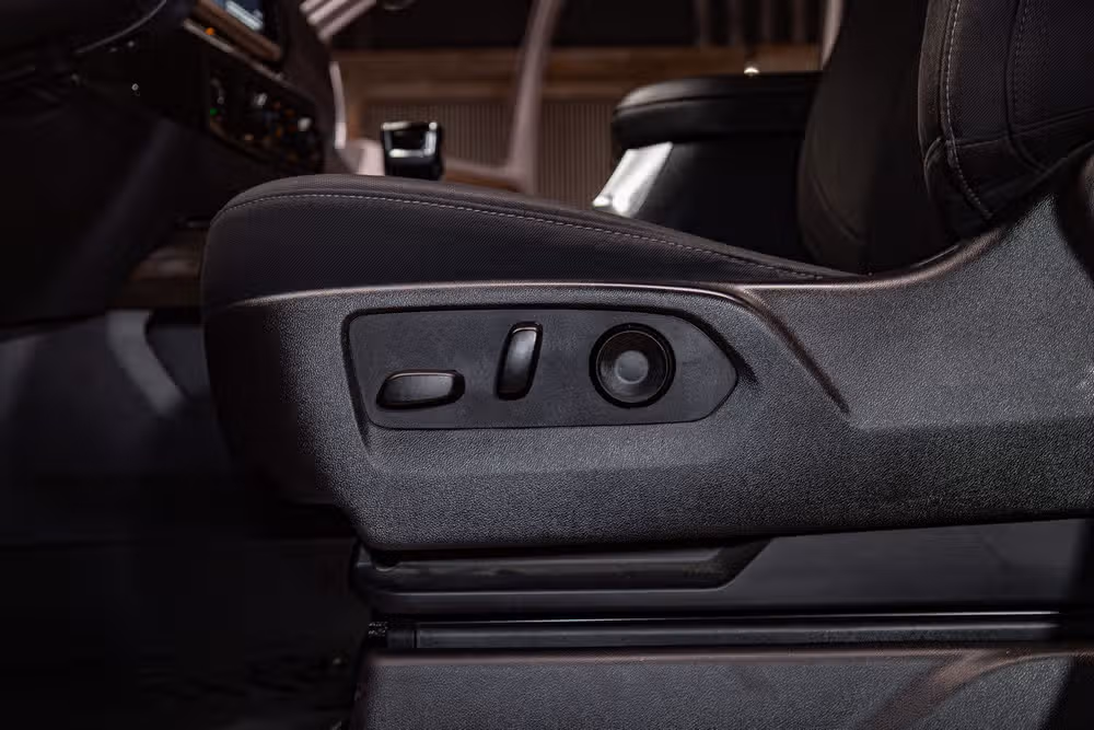 2023 Chevrolet Silverado 1500 LT Trail Boss Crew Cab Image 20
