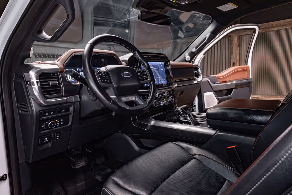 2022 Ford F-150 Lariat SuperCrew Image 17