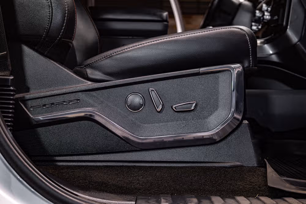 2022 Ford F-150 Lariat SuperCrew Image 31