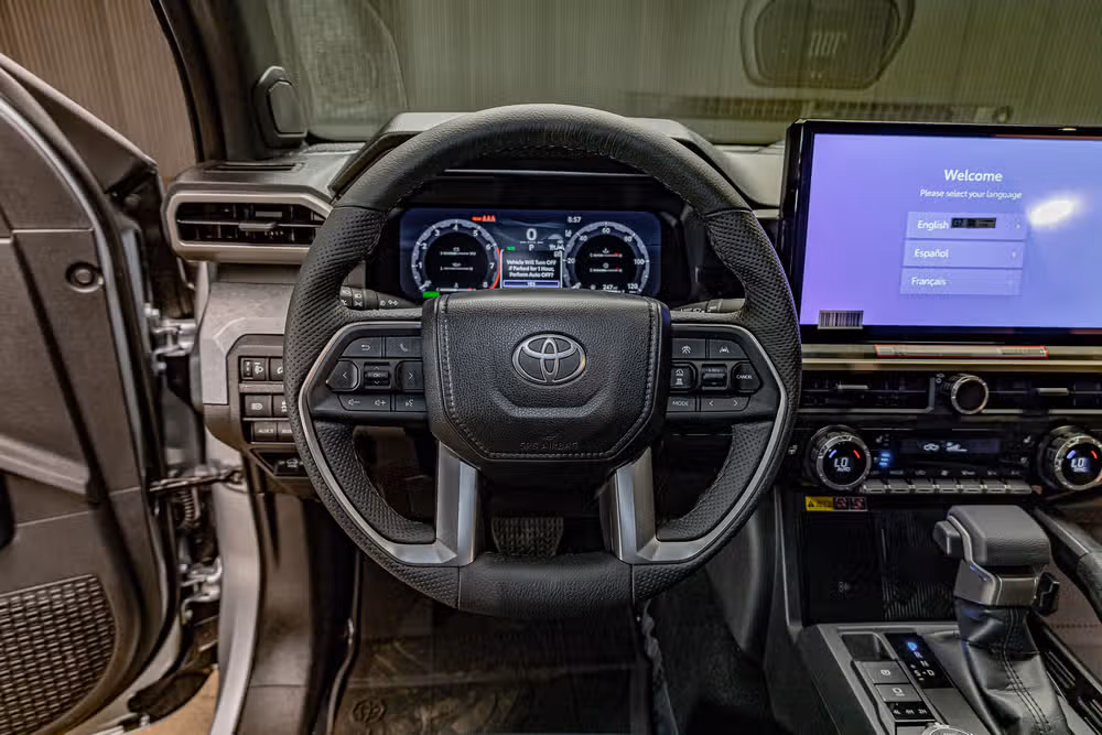 2026 Toyota Tacoma Trailhunter HV Double Cab Image 17