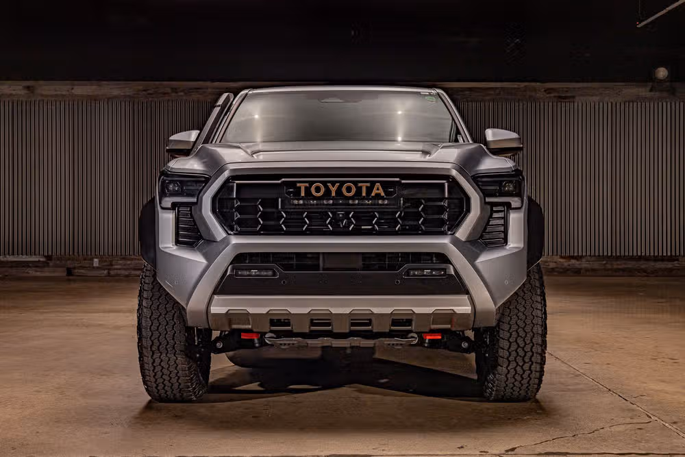 2026 Toyota Tacoma Trailhunter HV Double Cab Image 2