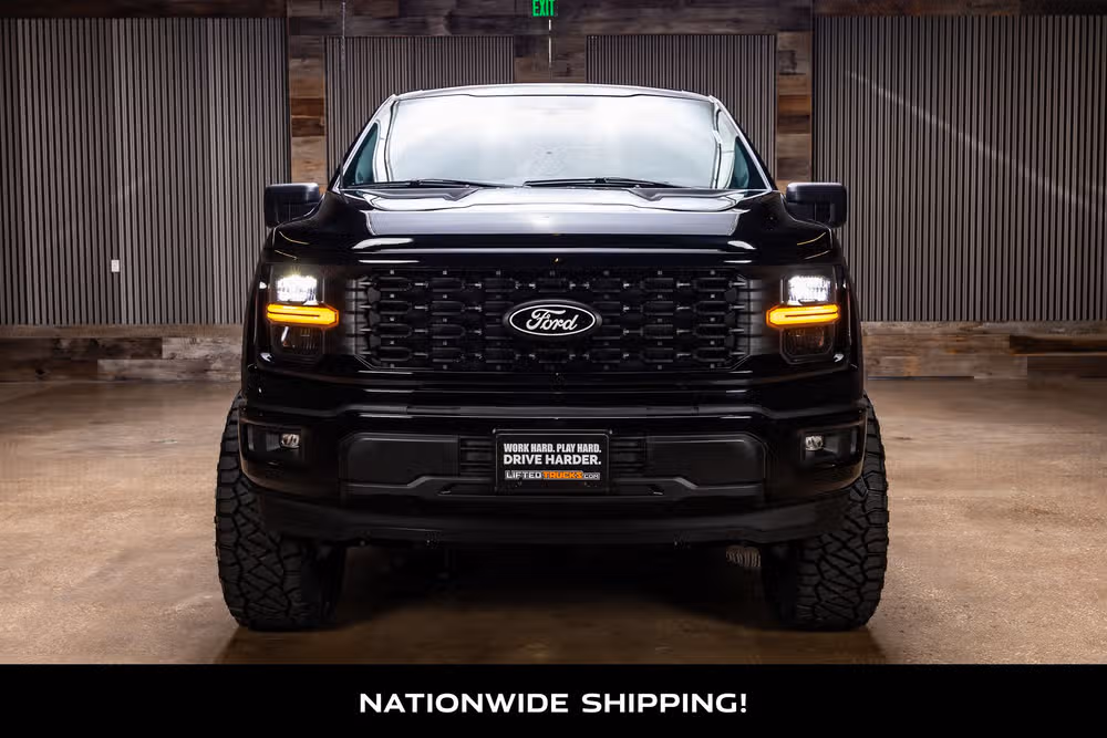 2025 Ford F-150 STX SuperCab Image 4