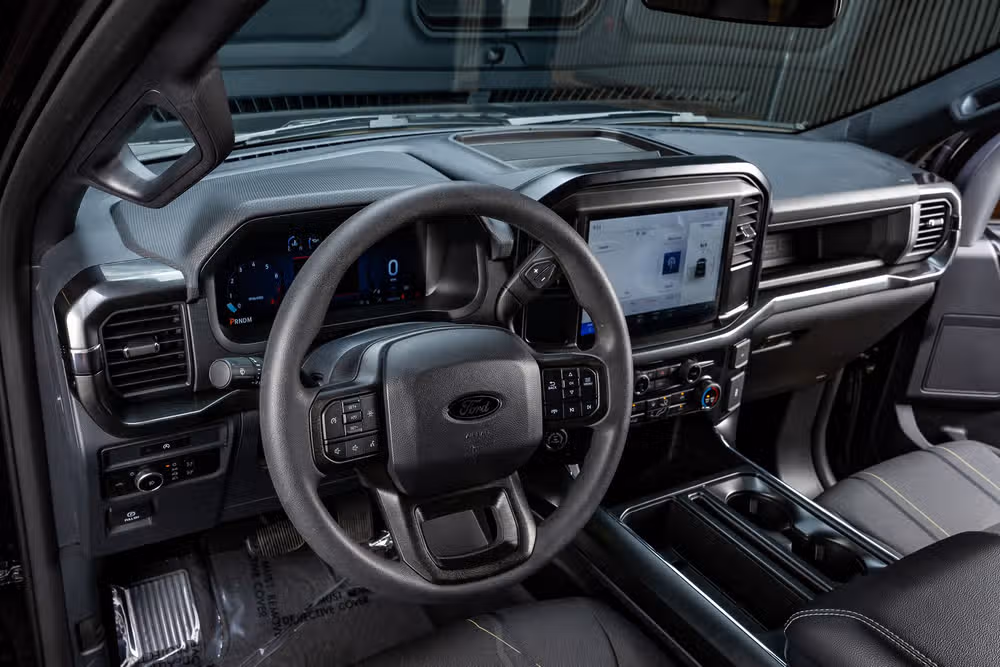 2025 Ford F-150 STX SuperCab Image 17