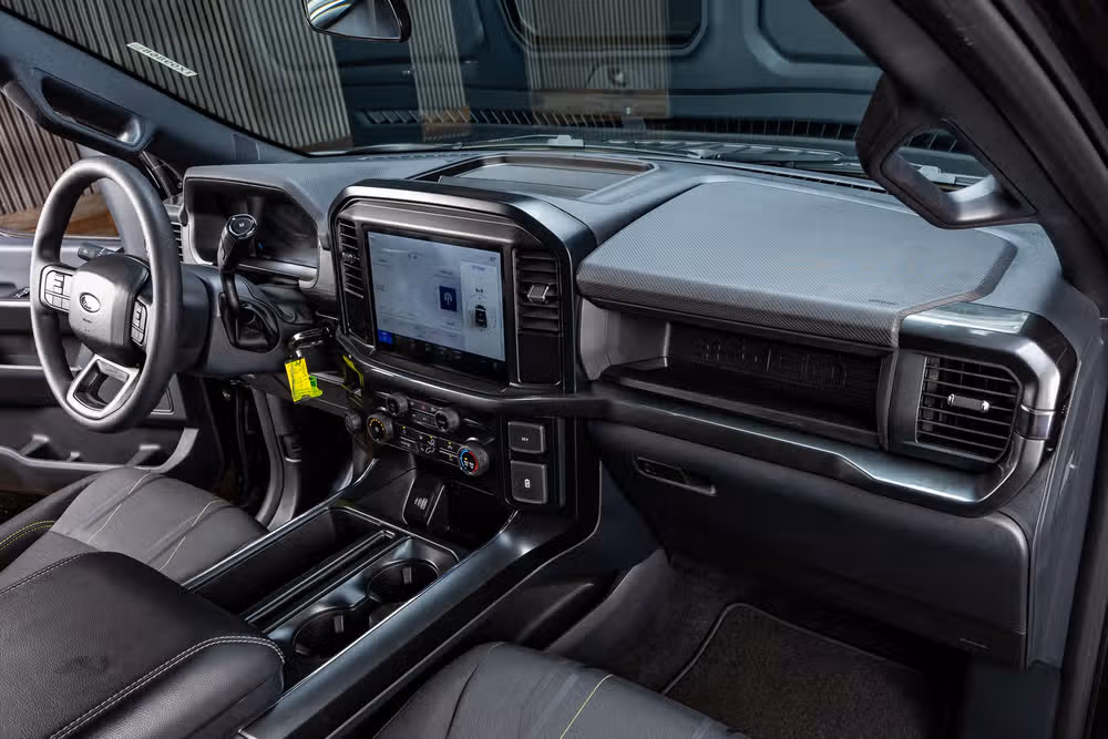 2025 Ford F-150 STX SuperCab Image 18