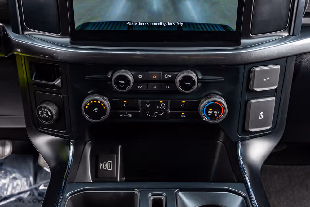 2025 Ford F-150 STX SuperCab Image 26