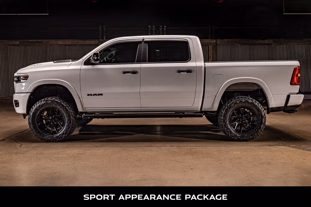 2025 Ram 1500 Laramie Crew Cab Image 6